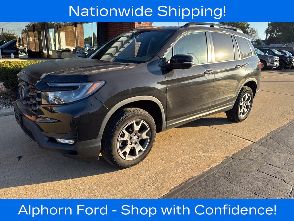 Used 2023 Honda Passport TrailSport image 1