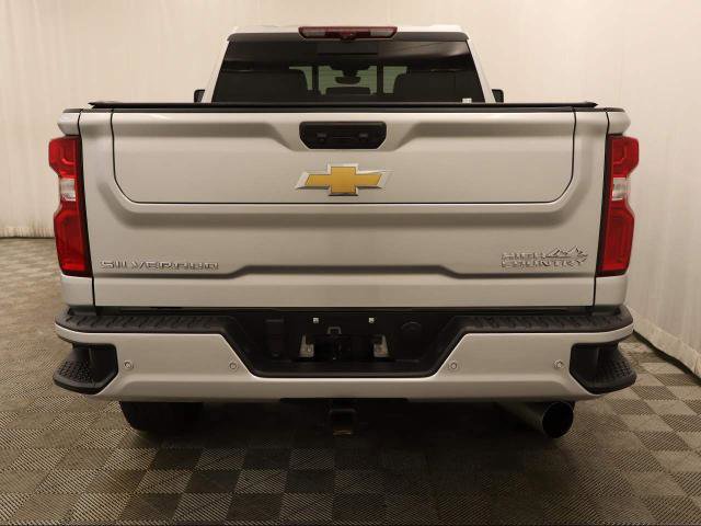 Used 2023 Chevrolet Silverado 2500 High Country w/ Z71 Off-Road Package image 11