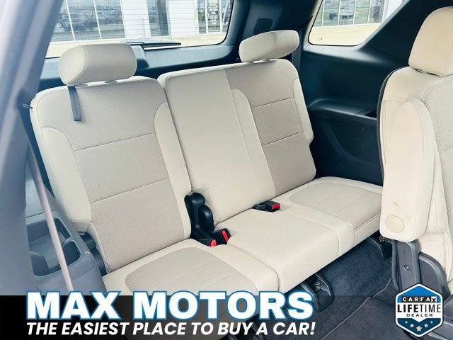 Used 2023 Chevrolet Traverse LT w/ LPO, Cargo Package image 30