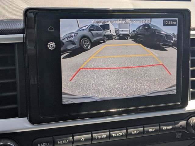 Used 2024 Hyundai Venue Limited image 22