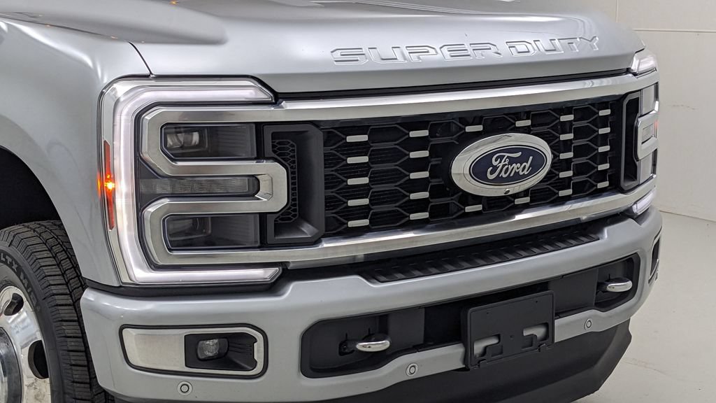 Certified 2024 Ford F350 Platinum AWD/4WD image 39