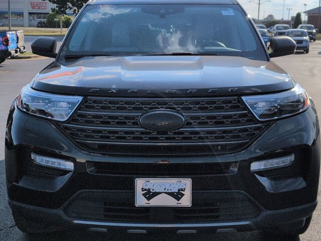 Certified 2021 Ford Explorer XLT w/ Equipment Group 202A RWD image 9