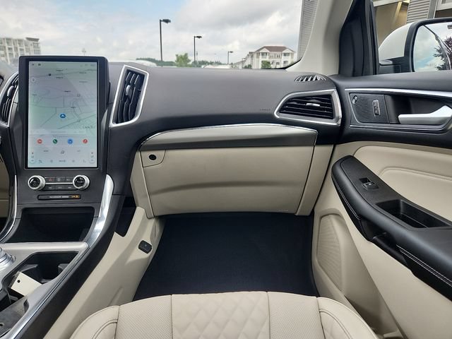 Certified 2024 Ford Edge Titanium w/ Titanium Elite Package AWD/4WD image 10