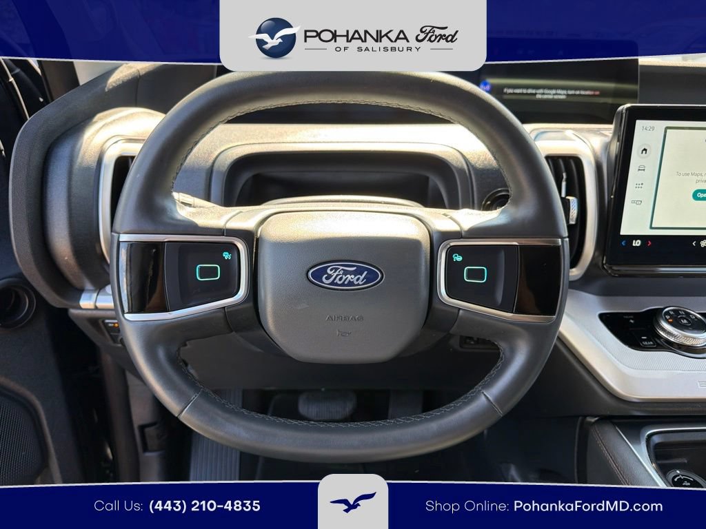 Certified 2025 Ford Expedition Active AWD/4WD image 15