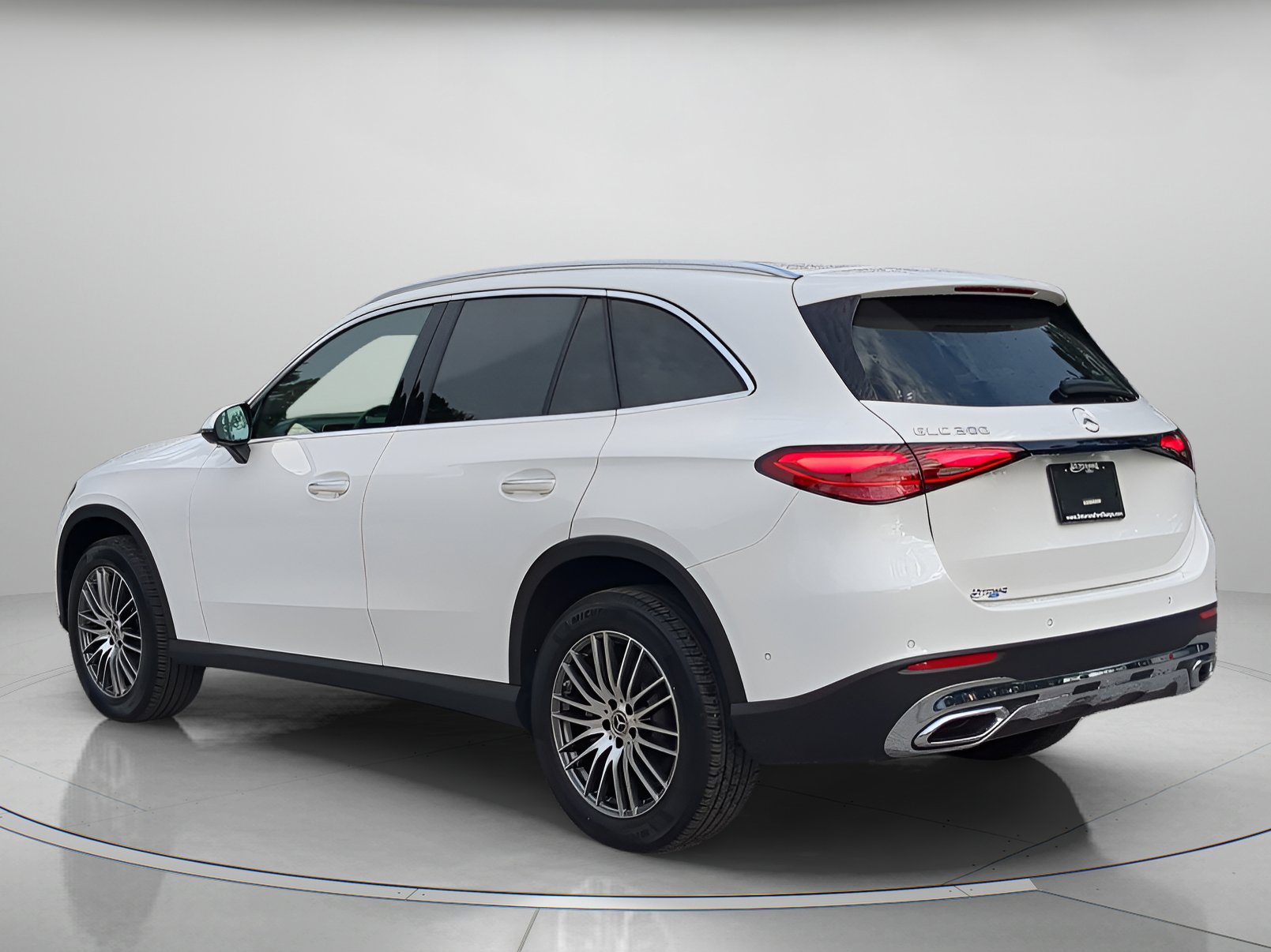 Used 2025 Mercedes-Benz GLC 300 image 42
