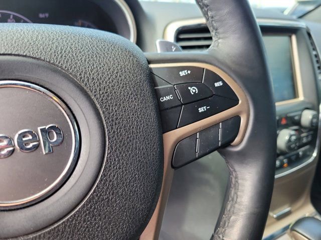 Used 2017 Jeep Grand Cherokee Laredo w/ Quick Order Package 23E AWD/4WD image 25