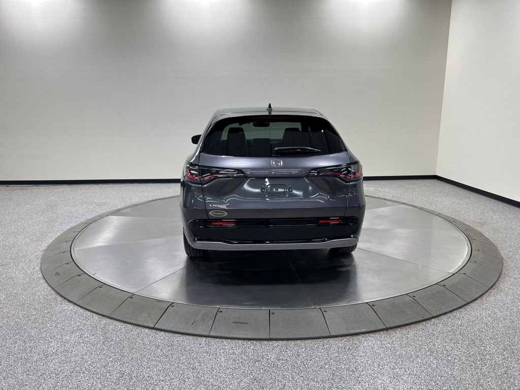 Used 2023 Honda HR-V EX-L image 7