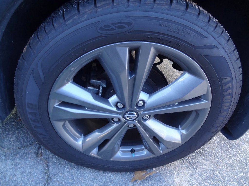 Used 2022 Nissan Murano Platinum w/ Cargo Package image 10