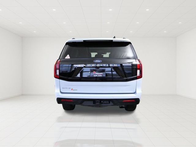 Certified 2025 Ford Expedition Active AWD/4WD image 5