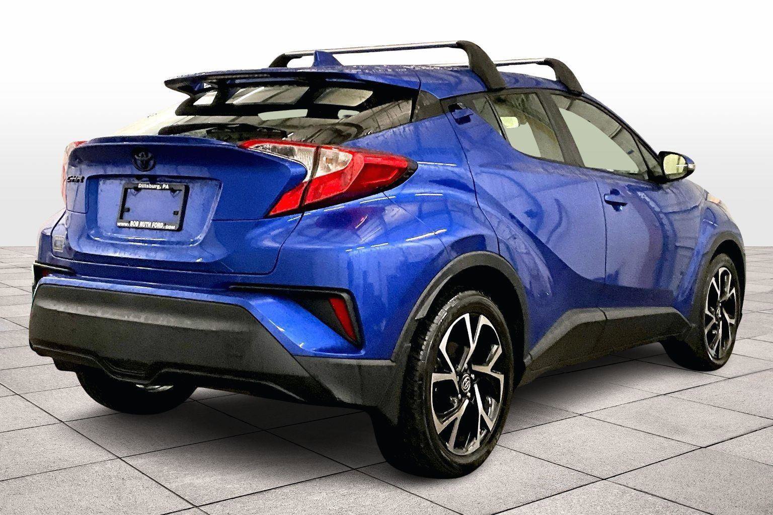 Used 2020 Toyota C-HR XLE image 3