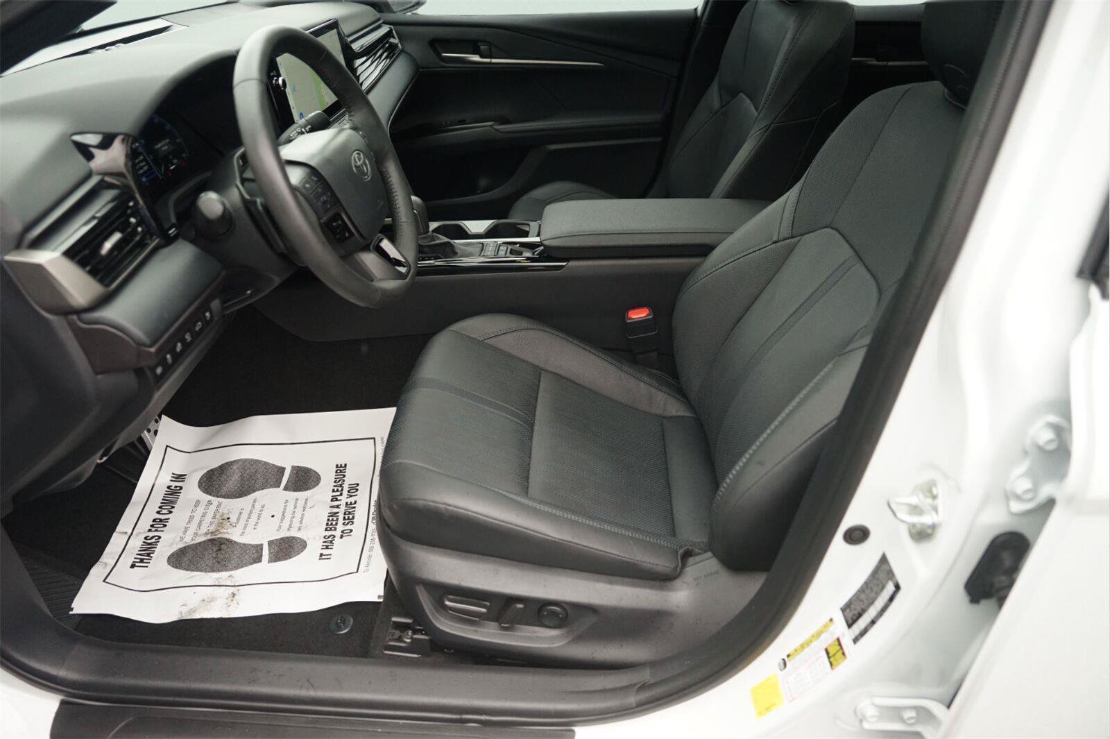 Used 2026 Toyota Camry XSE w/ Premium Plus Package FWD image 9