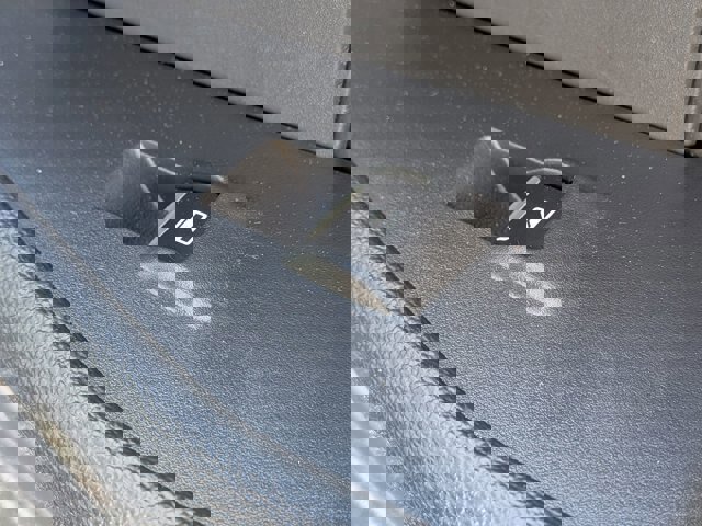 Certified 2024 Ford Expedition XLT image 40