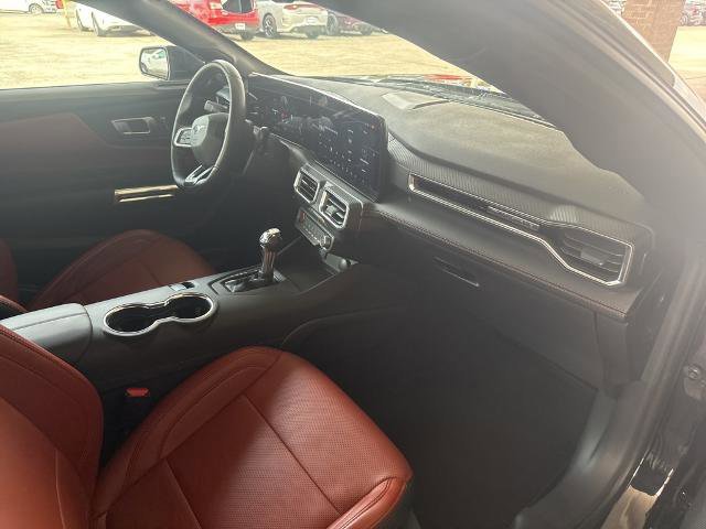Certified 2025 Ford Mustang Premium image 17