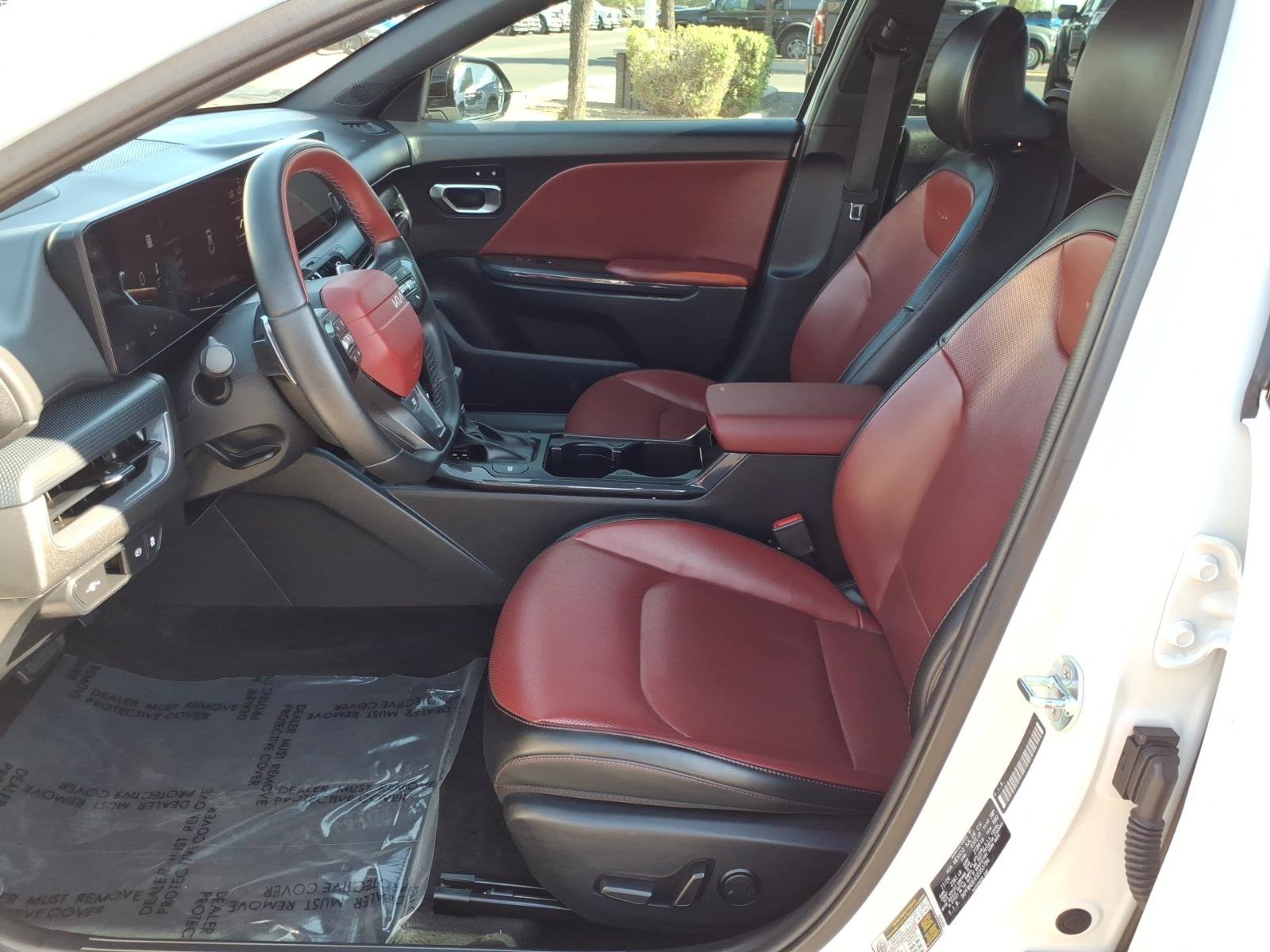 Used 2025 Kia K4 GT-Line w/ GT-Line Premium Package FWD image 13