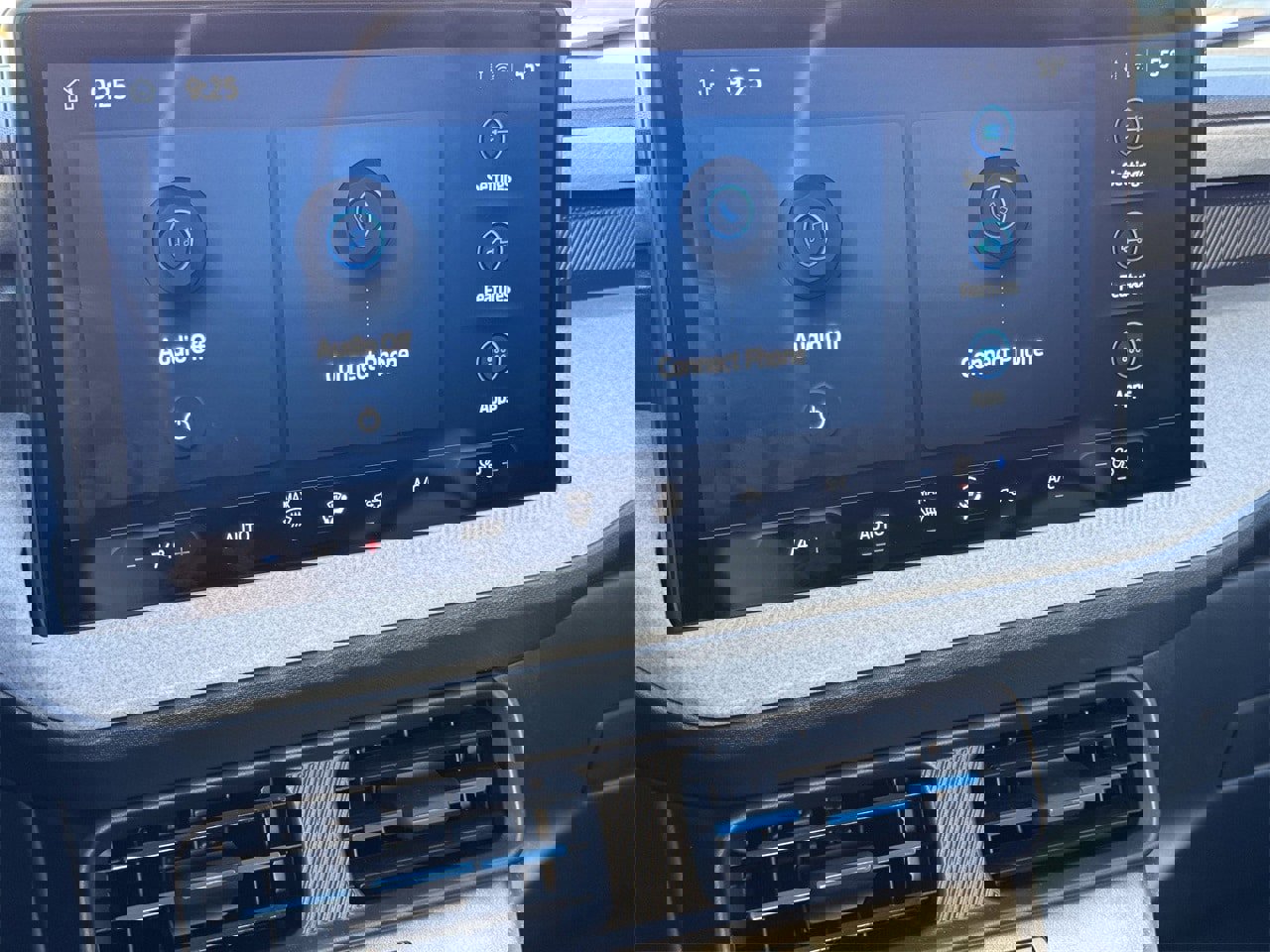 Certified 2025 Ford Maverick XLT image 16