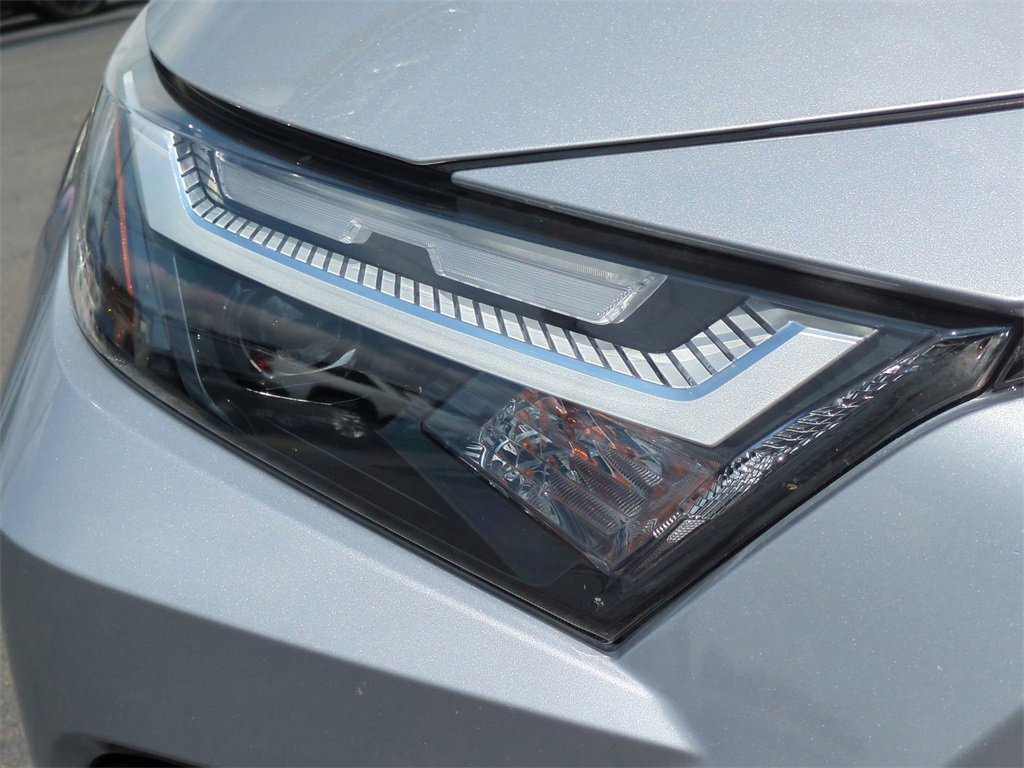 Used 2023 Toyota RAV4 LE image 10