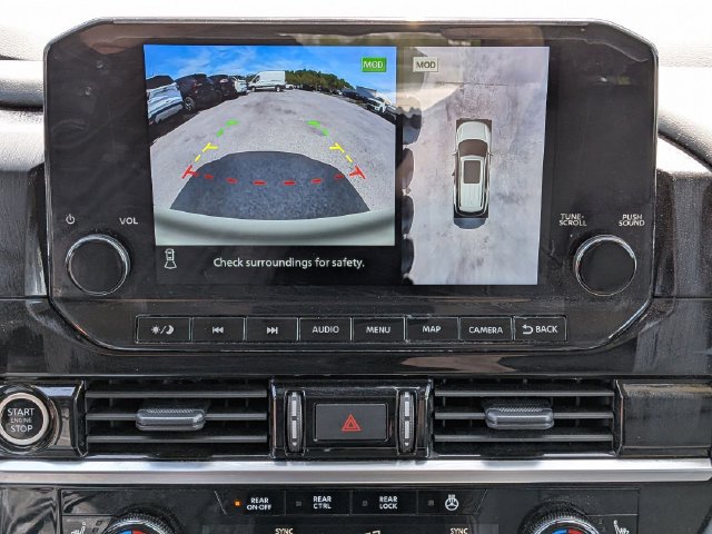 Used 2024 Nissan Pathfinder Platinum AWD/4WD image 12
