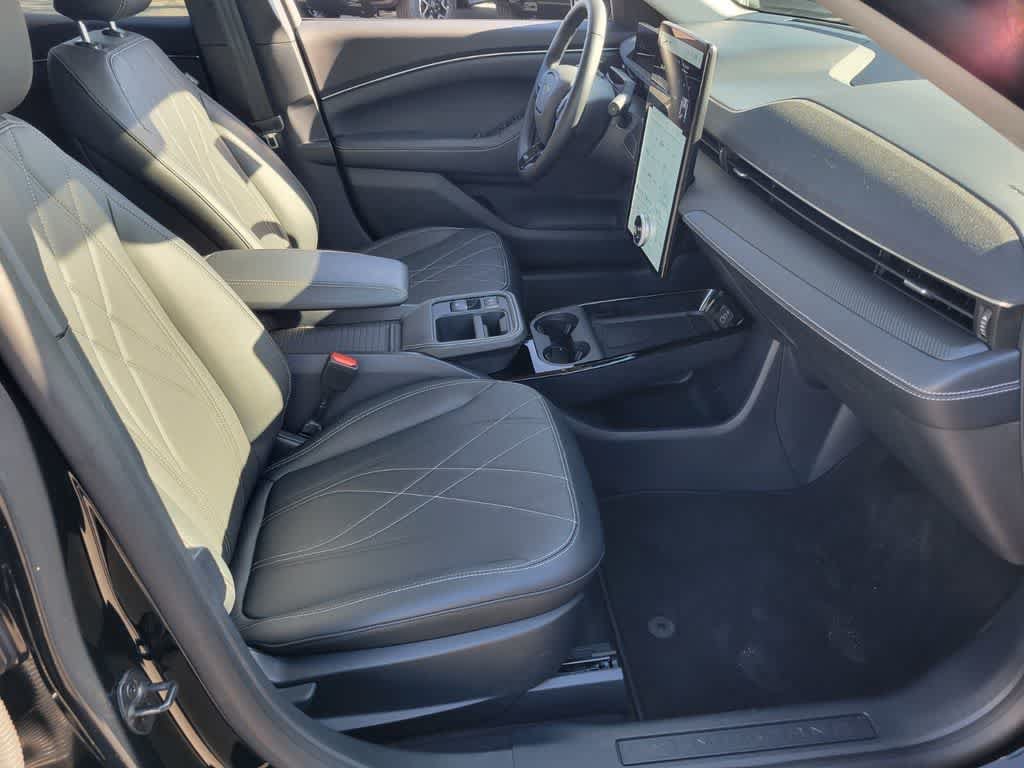 Certified 2025 Ford Mustang Mach-E Select w/ Comfort Package Lite AWD/4WD image 15