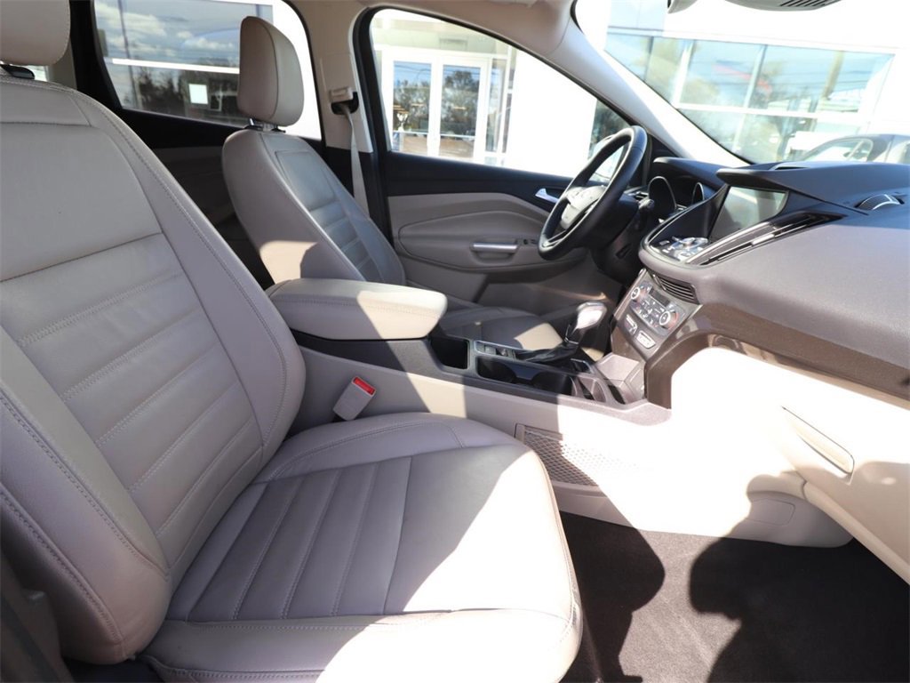 Certified 2018 Ford Escape Titanium w/ Ford Safe & Smart Package image 13