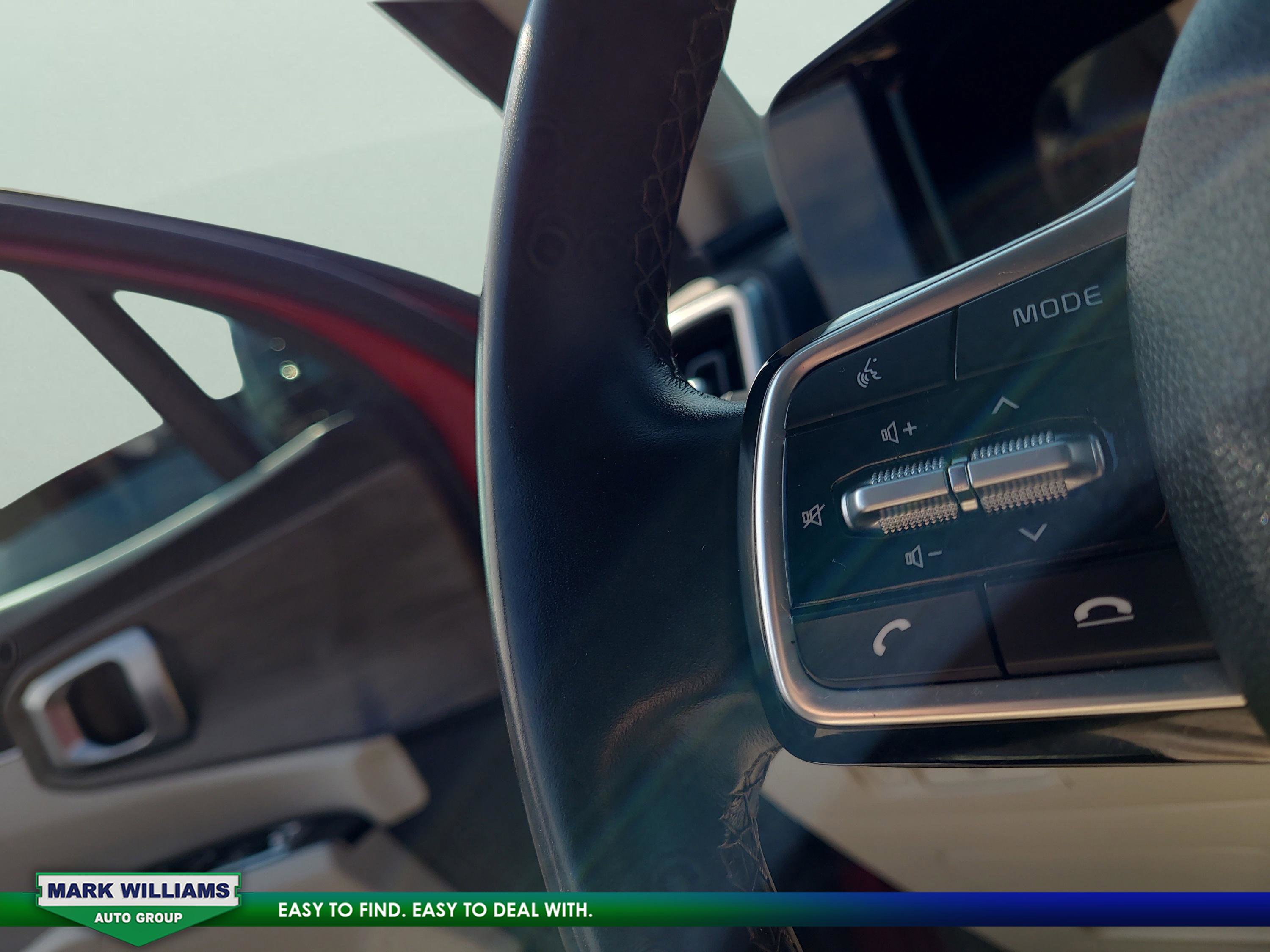 Used 2023 Kia Sorento EX w/ Panoramic Sunroof Package image 17