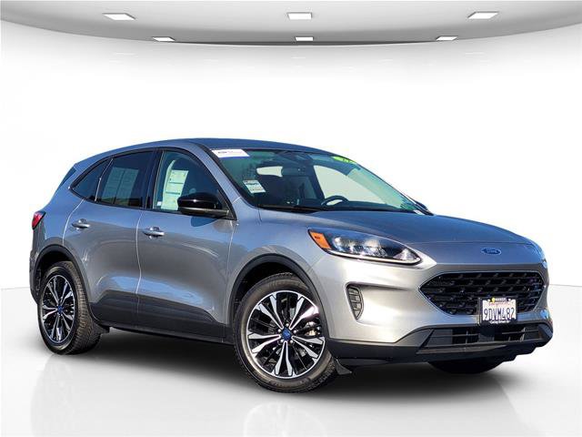 Certified 2022 Ford Escape SE w/ SE Sport Appearance Package FWD image 2