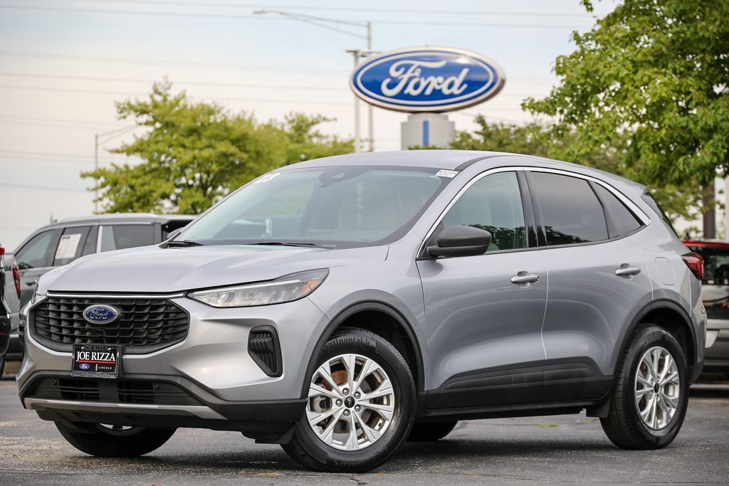 Certified 2023 Ford Escape Active AWD/4WD image 13