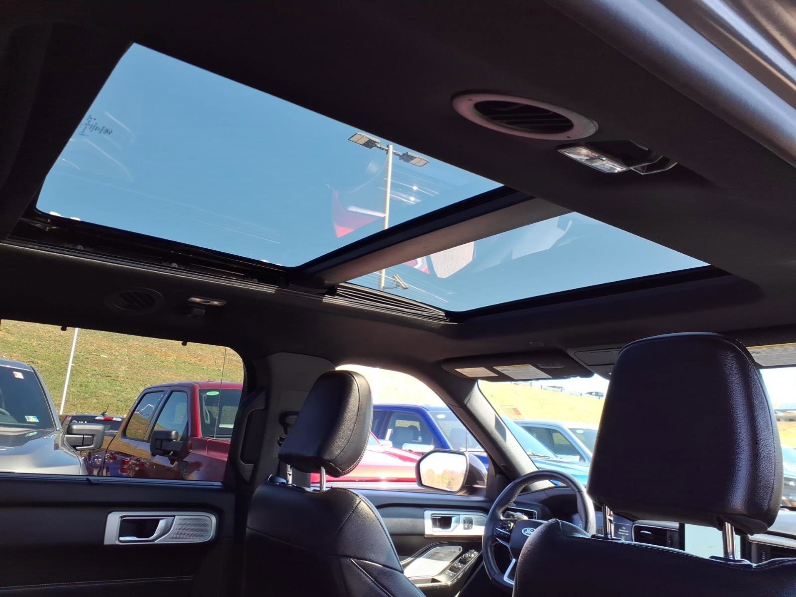 Certified 2021 Ford Explorer ST w/ Equipment Group 401A image 10