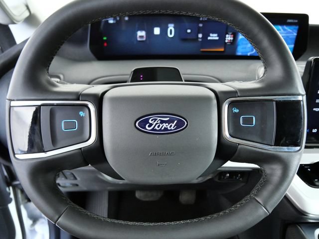 Certified 2025 Ford Expedition Active AWD/4WD image 24