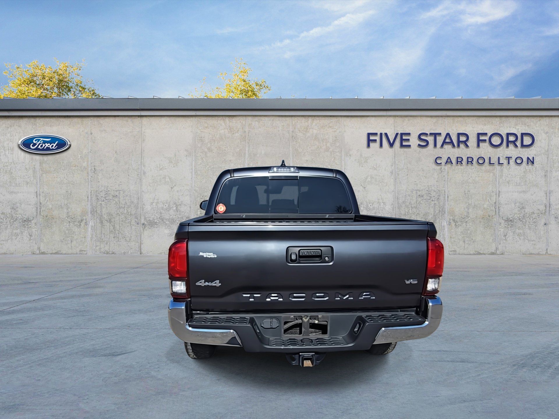 Used 2021 Toyota Tacoma SR5 image 8