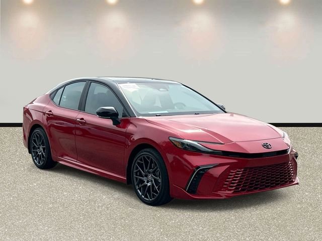 Used 2025 Toyota Camry XSE AWD/4WD image 3