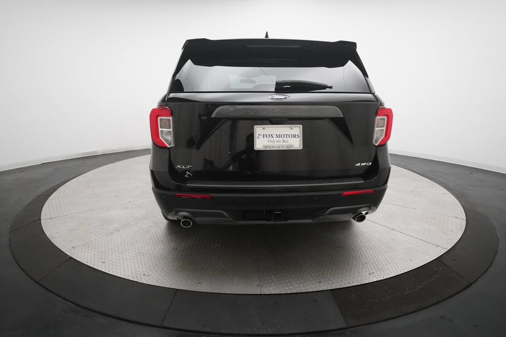 Certified 2023 Ford Explorer XLT w/ Equipment Group 202A AWD/4WD image 26