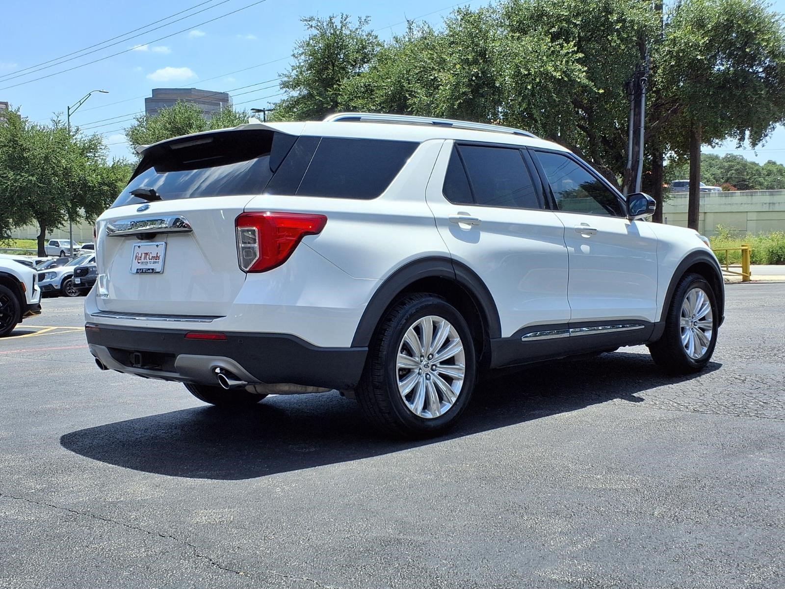 Certified 2021 Ford Explorer Limited w/ Equipment Group 301A RWD image 6