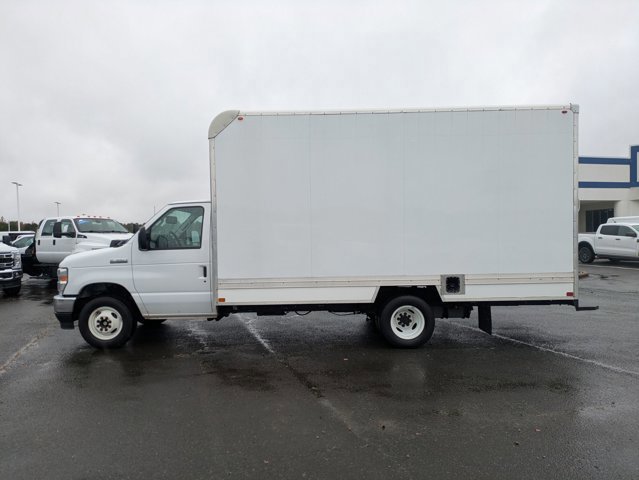 Certified 2024 Ford E-350 and Econoline 350 Super Duty w/ Power Windows & Locks Group image 2
