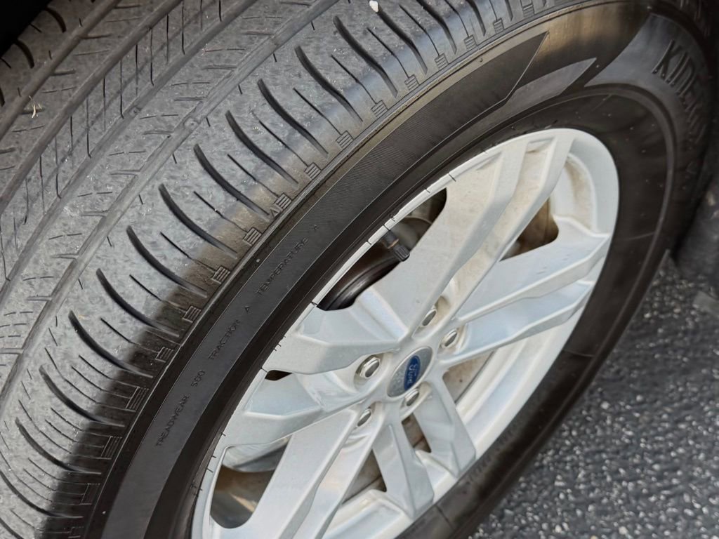 Certified 2022 Ford Explorer XLT image 13