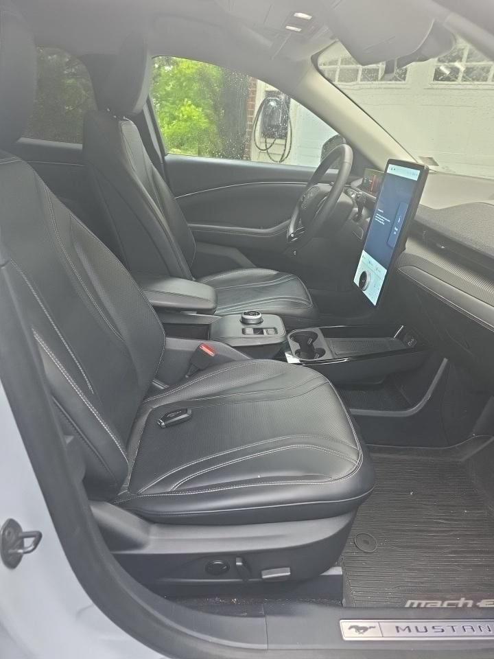 Certified 2023 Ford Mustang Mach-E Premium AWD/4WD image 7