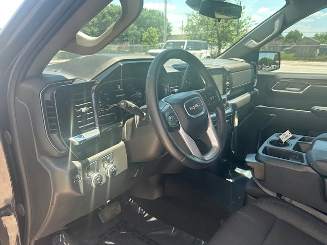 Used 2024 GMC Sierra 1500 Elevation RWD image 15