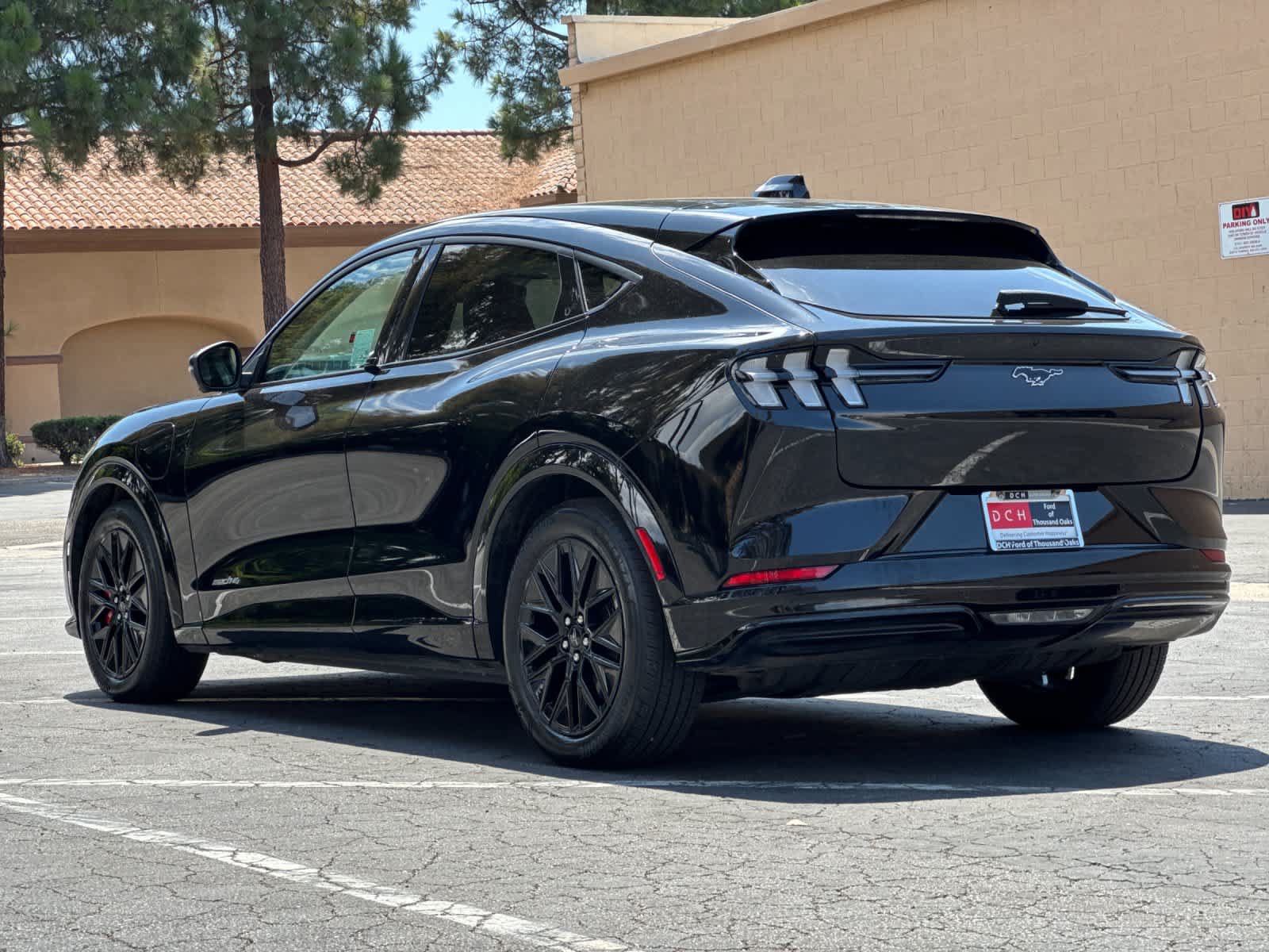 Certified 2025 Ford Mustang Mach-E Premium w/ Sport Appearance Package AWD/4WD image 6