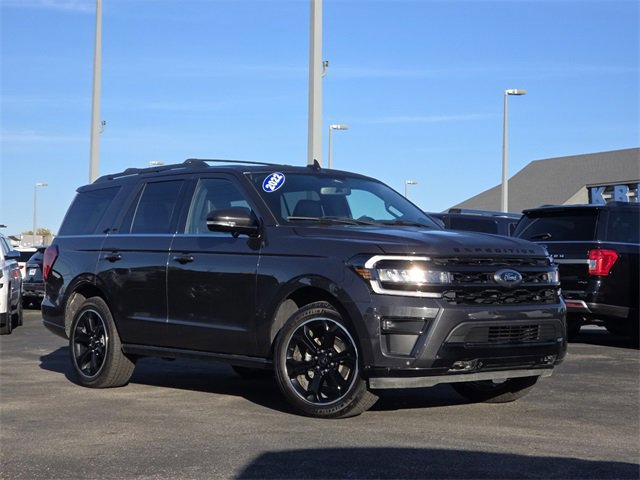Certified 2022 Ford Expedition Limited image 8