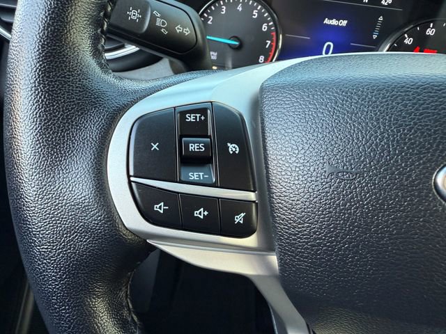 Certified 2022 Ford Explorer XLT w/ Equipment Group 202A image 15