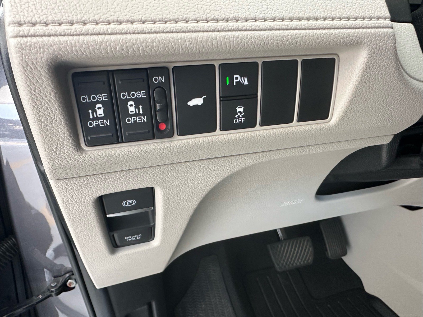 Used 2025 Honda Odyssey Elite image 27