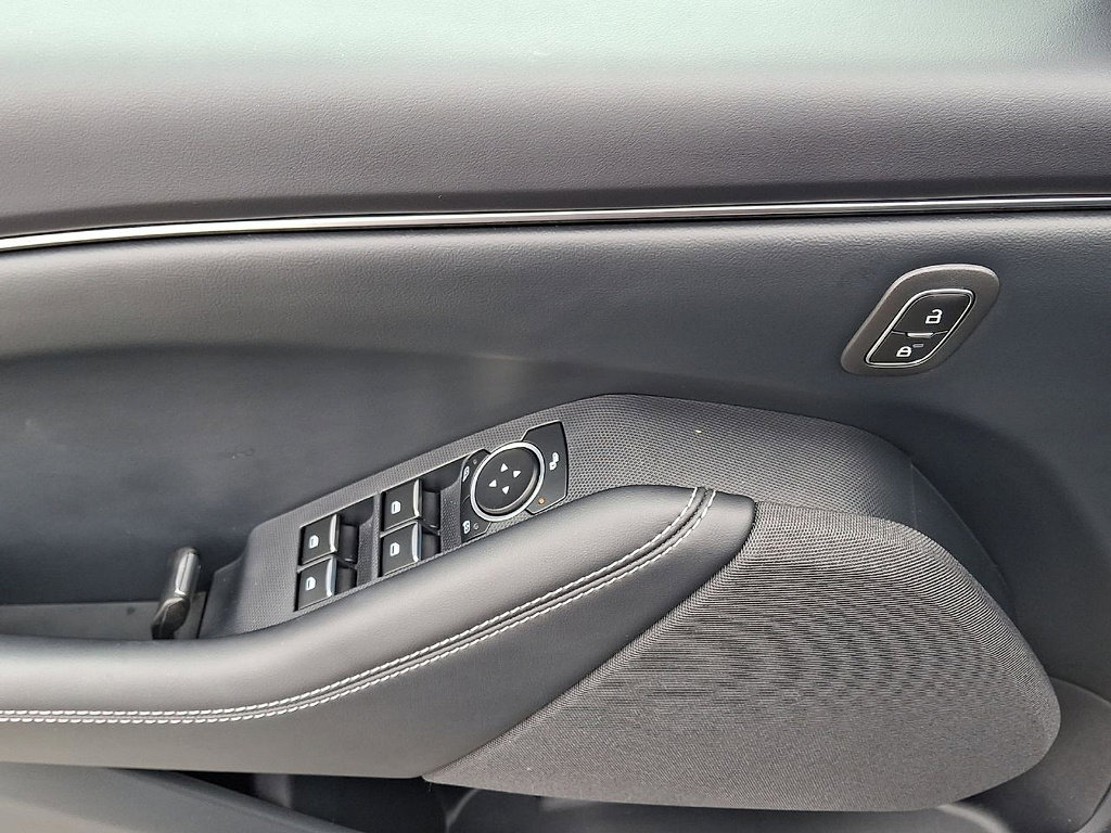 Certified 2023 Ford Mustang Mach-E Select image 10