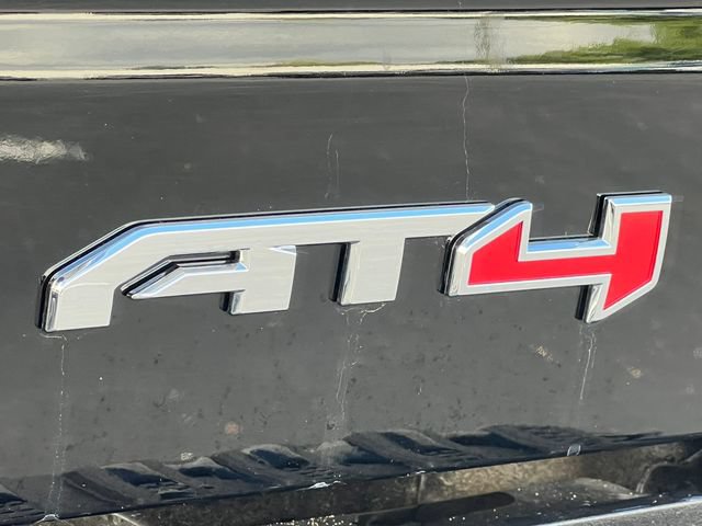 Used 2023 GMC Sierra 1500 AT4 w/ AT4 Premium Package AWD/4WD image 17