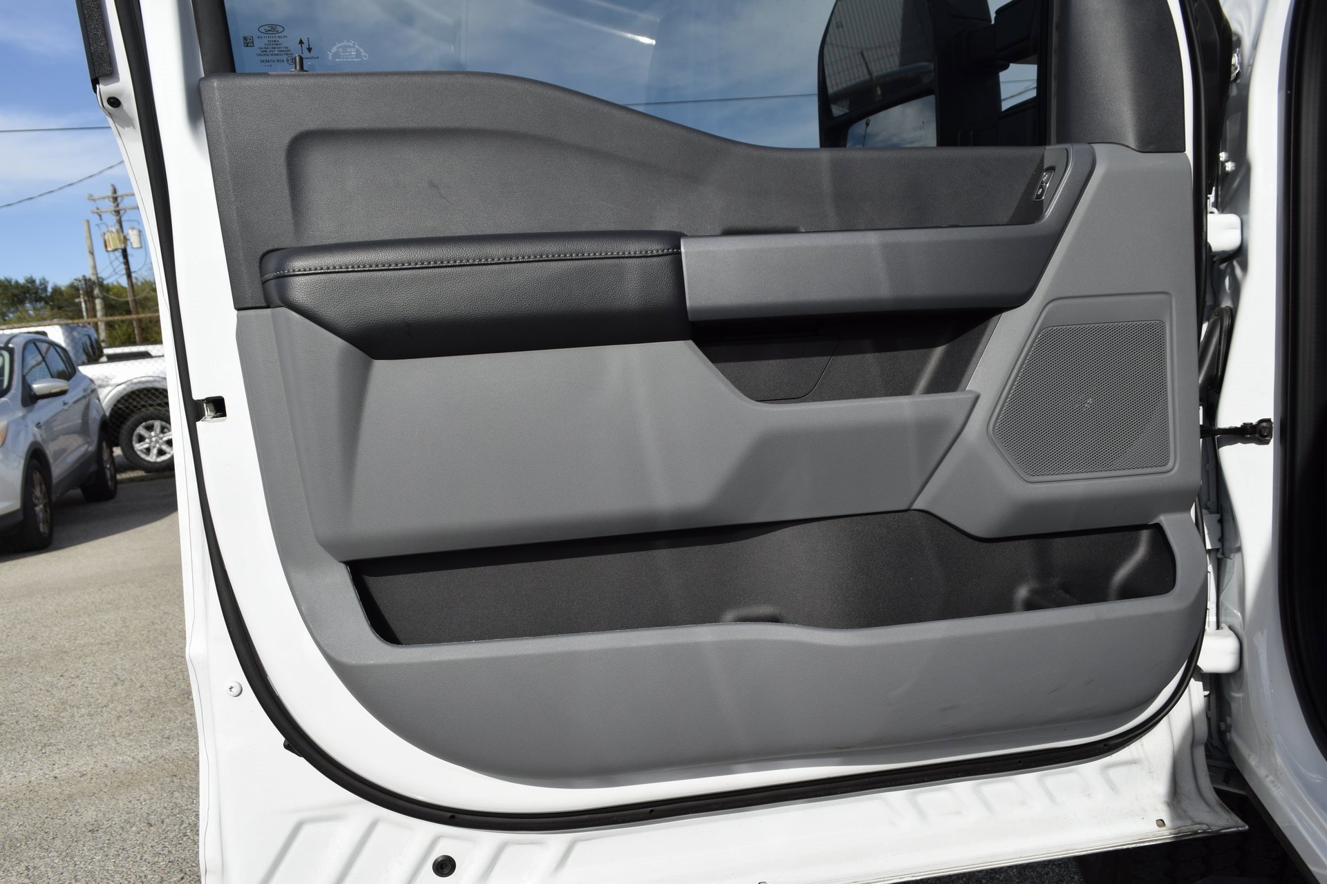 Certified 2024 Ford F350 XLT w/ FX4 Off-Road Package image 19