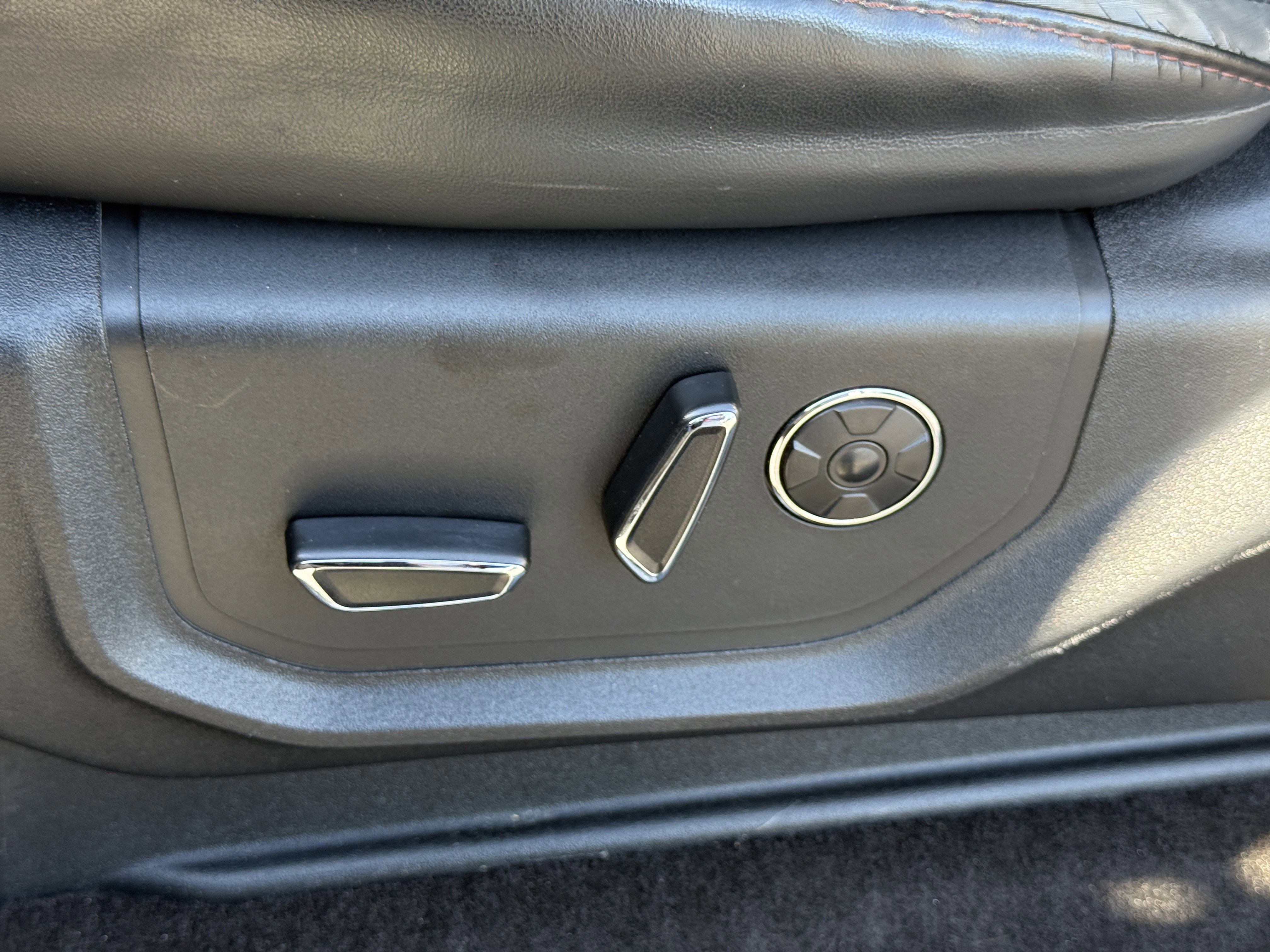 Certified 2018 Ford F250 Platinum w/ Platinum Ultimate Package image 17