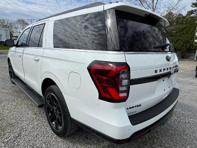 Certified 2022 Ford Expedition Max Limited AWD/4WD image 2