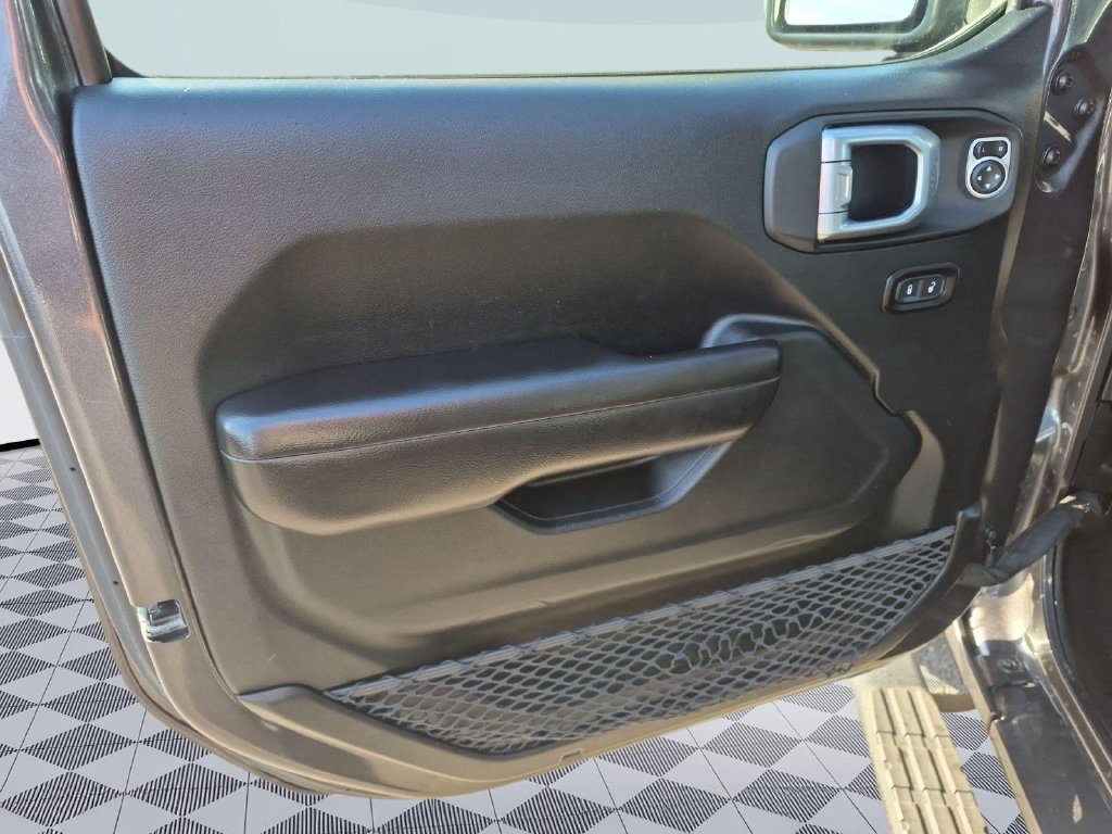 Used 2019 Jeep Wrangler Unlimited Sport S AWD/4WD image 10