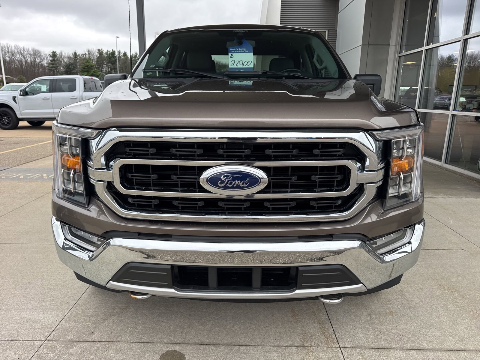 Certified 2021 Ford F150 XLT w/ Equipment Group 302A High image 11