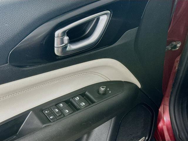 Used 2022 Jeep Compass Limited w/ Sun and Sound Group AWD/4WD image 19