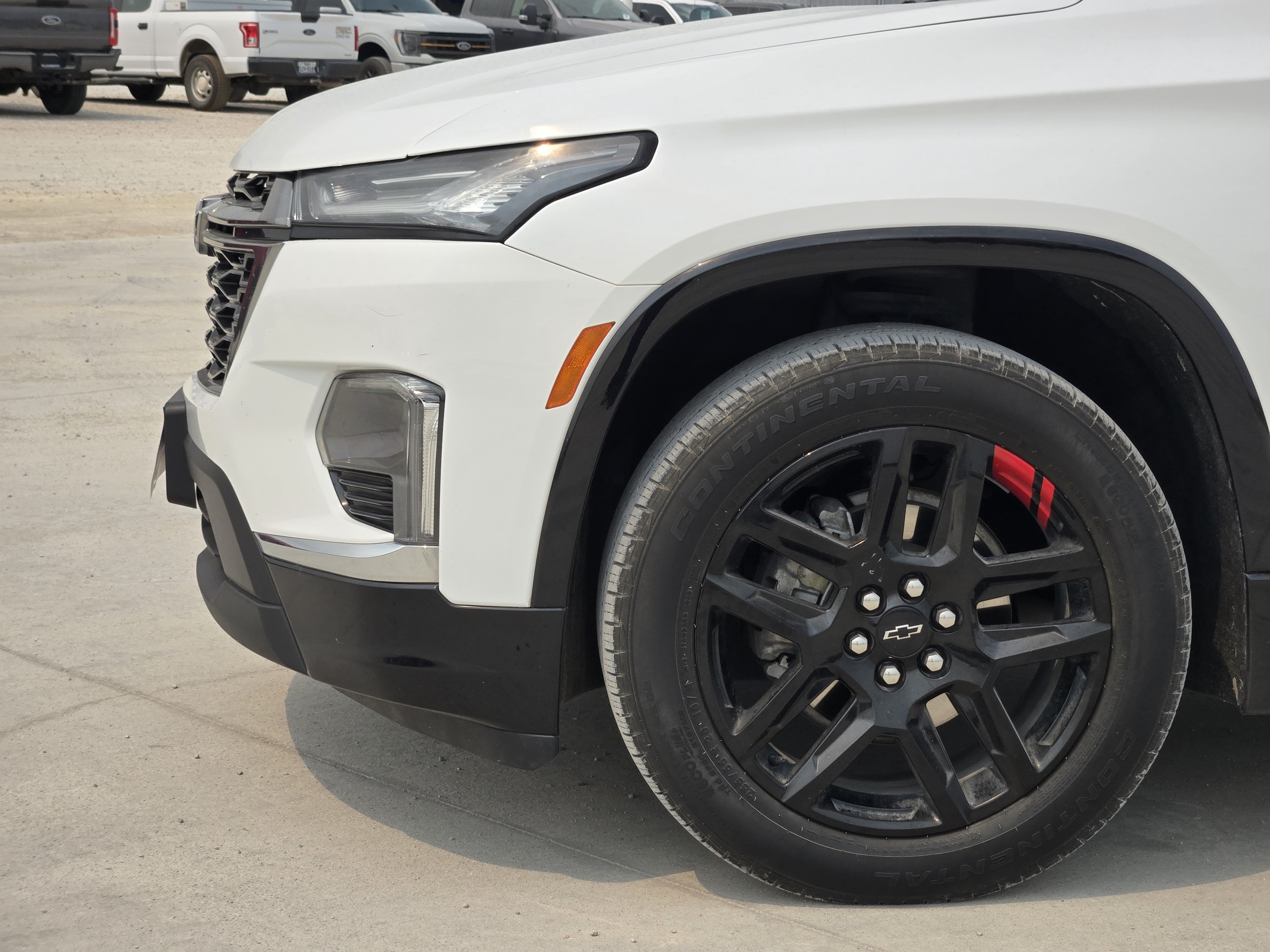 Used 2023 Chevrolet Traverse Premier w/ Redline Edition FWD image 8
