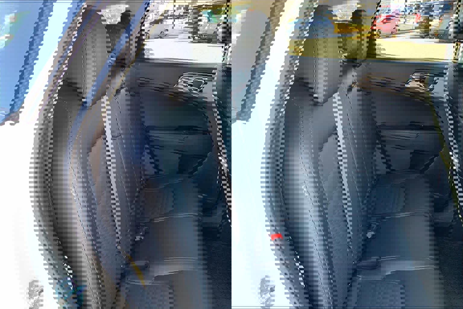 Used 2024 Kia Sportage SX image 20